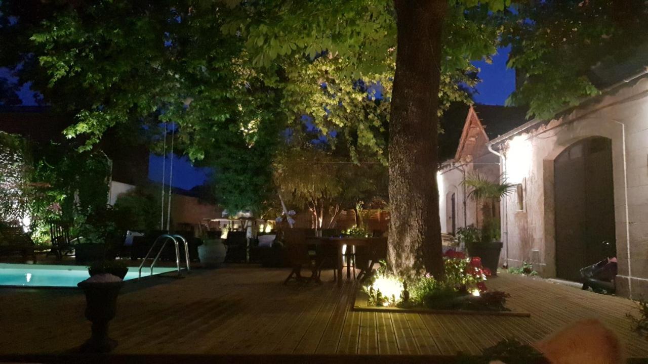 Le 4 Feuilles En.Camargue Hotel Bernis Eksteriør billede